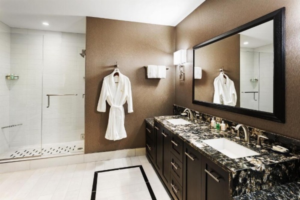 THE TENNESSEAN Personal Luxury Hotel image 22