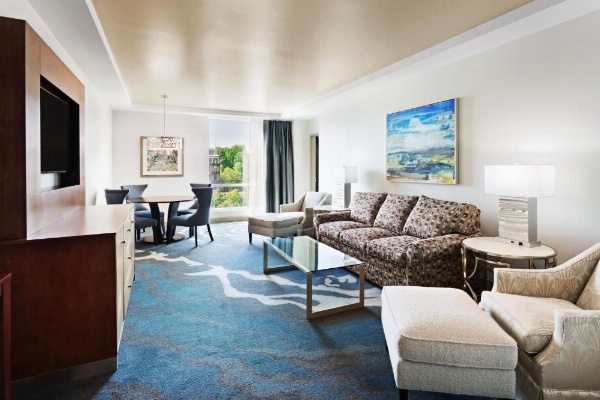 THE TENNESSEAN Personal Luxury Hotel image 27